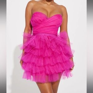 BARBIE! Strapless mini